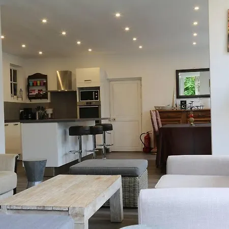 Holiday home Villasurseine *